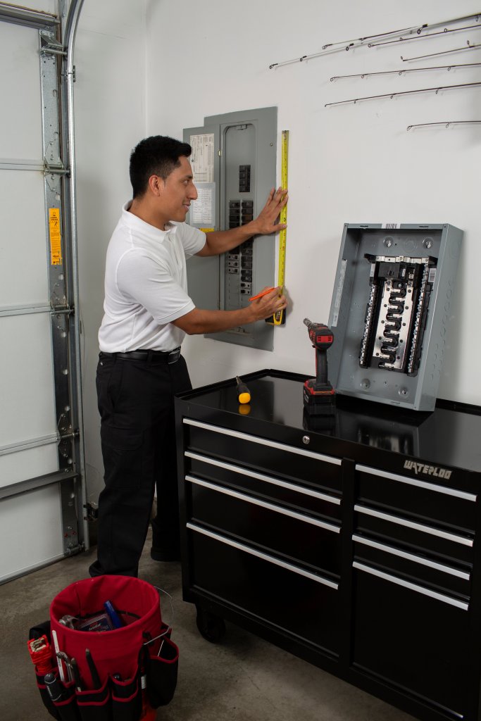 circuit breaker replacement and panel services